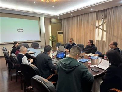 Het team van Vista Hydraulics bezocht ons bedrijf voor inspectie en uitwisseling, waarbij nieuwe ...